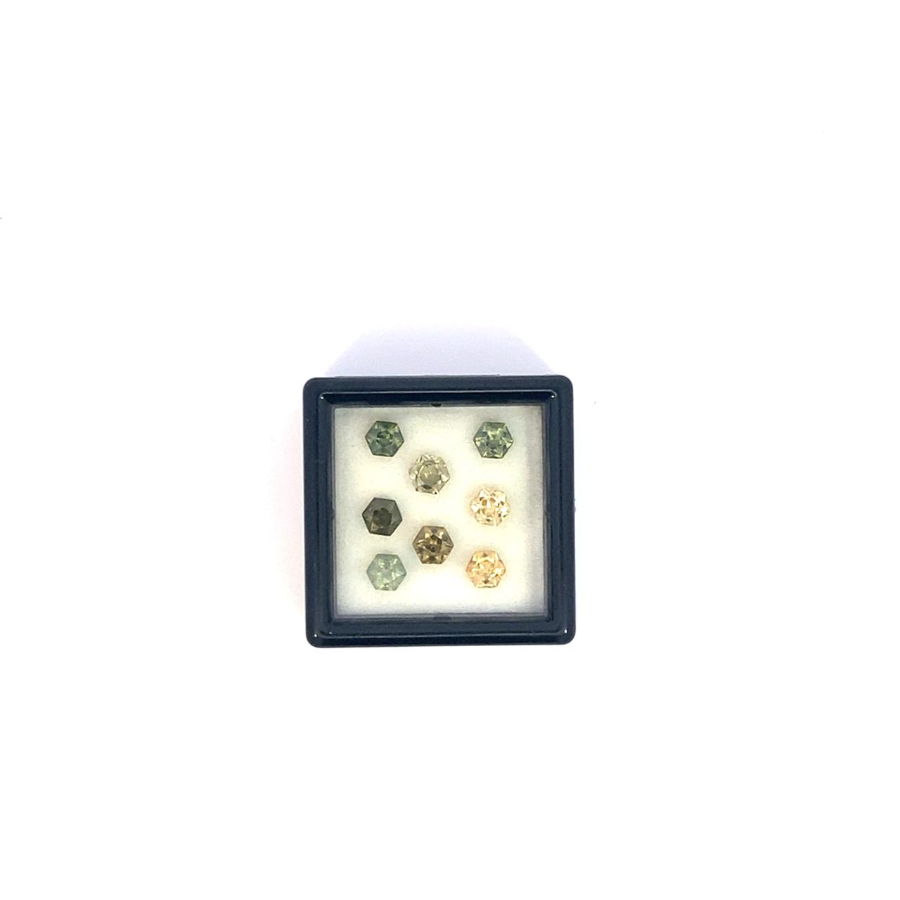 8 = 3.80ct Spinel